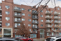 64-73 Austin St in Rego Park, NY - Building Photo - Primary Photo