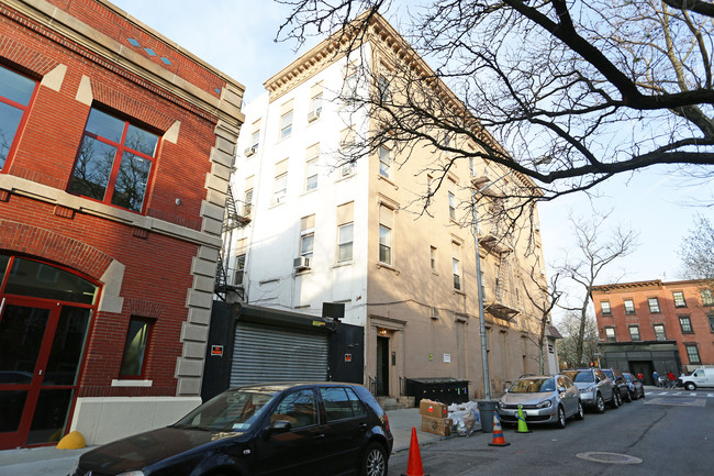 171 Court St in Brooklyn, NY - Building Photo - Building Photo