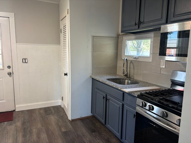 property at 6A Monroe St