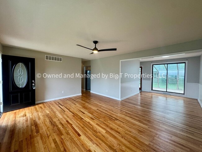 347 Frear Dr in Dover, DE - Building Photo - Building Photo
