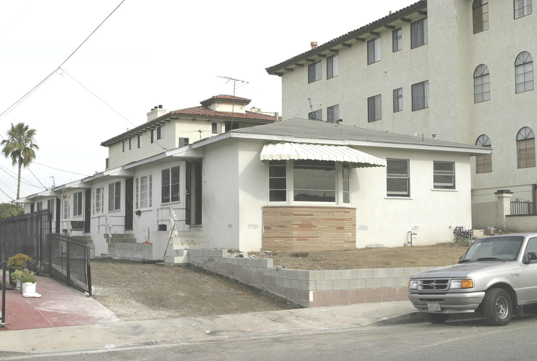 1164 W 13th St in San Pedro, CA - Foto de edificio