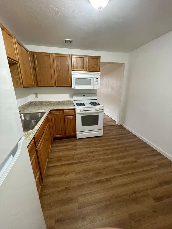 property at 845 Louisiana Blvd SE