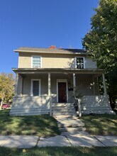 716 Pearl St in Ypsilanti, MI - Building Photo - Building Photo