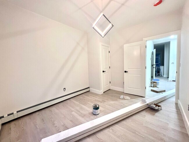 28 Dales Ave in Jersey City, NJ - Building Photo - Building Photo