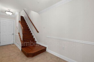 415 N Upton Ct in Arlington, VA - Building Photo - Building Photo