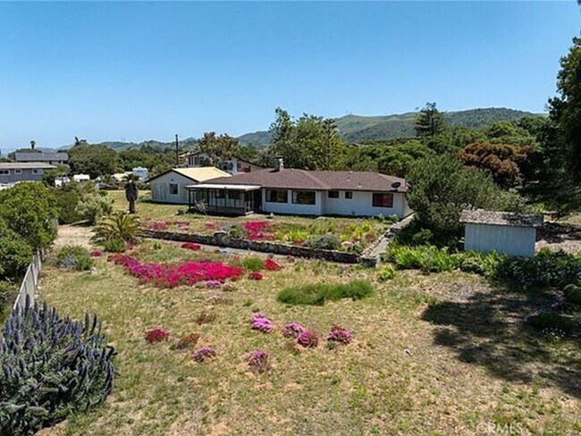1120 Bayview Heights Dr in Los Osos, CA - Building Photo - Building Photo