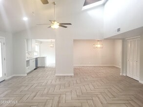 408 Hollydale Dr in El Paso, TX - Building Photo - Building Photo