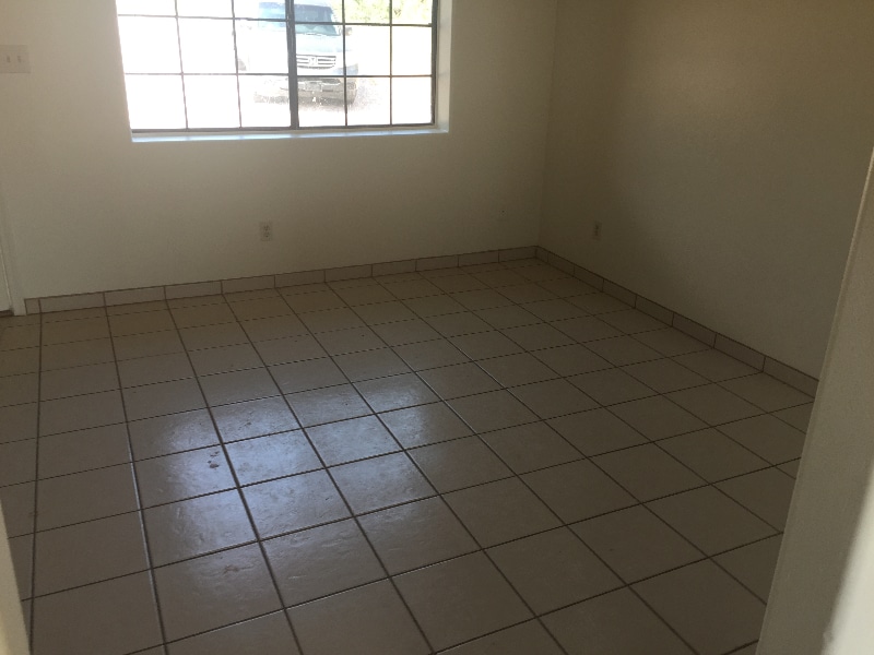 1141 Calle Carmelita in Rio Rico, AZ - Foto de edificio