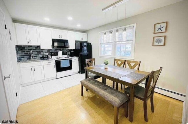 property at 3101 Revere Blvd