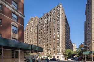 440 West End Ave in New York, NY - Building Photo