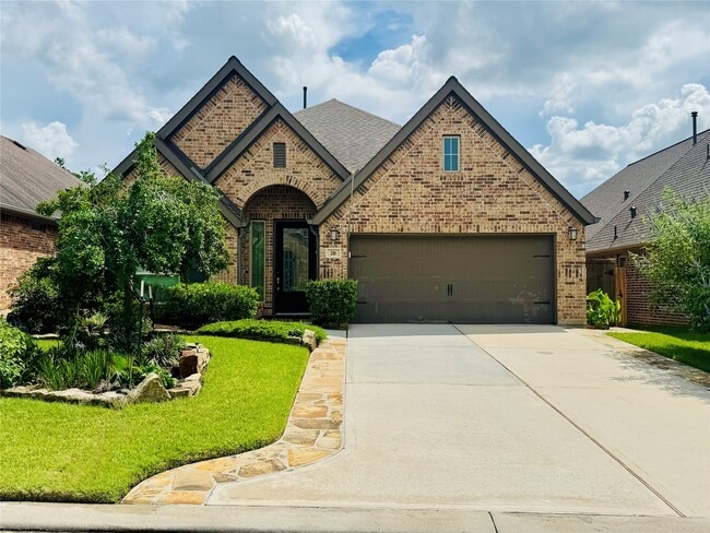 property at 216 Trillium Pk Lp