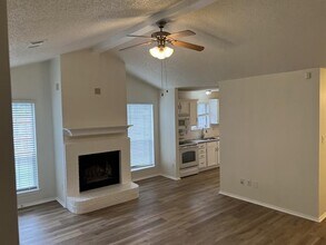 1204 Cardinal Oaks Dr in Mansfield, TX - Building Photo - Building Photo