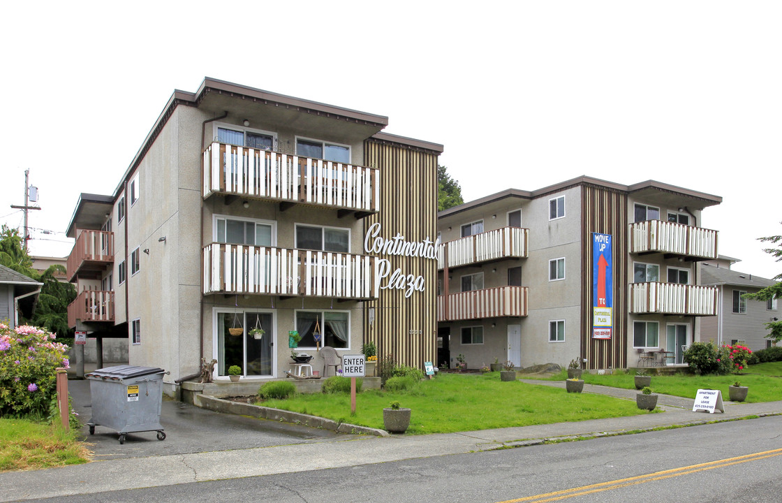 Continental Plaza in Everett, WA - Building Photo