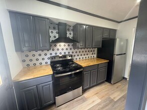 3305 12th St in Gulfport, MS - Building Photo - Building Photo