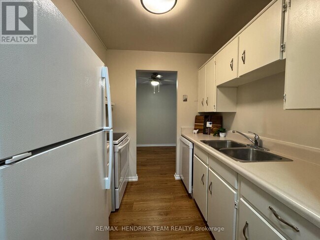 19b High St in Fort Erie, ON - Building Photo - Building Photo