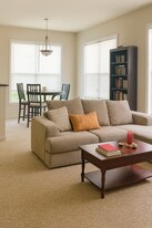 300 Riverbend Dr in Charlottesville, VA - Building Photo
