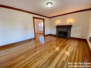 11 Jonathan St in Belmont, MA - Building Photo - Building Photo