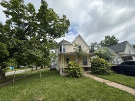 522 W 23rd St in Lorain, OH - Building Photo
