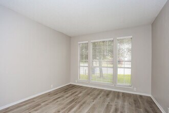 2616 Lonesome Oak Dr in Corinth, TX - Building Photo - Building Photo