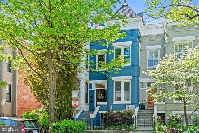 property at 16 R St NW