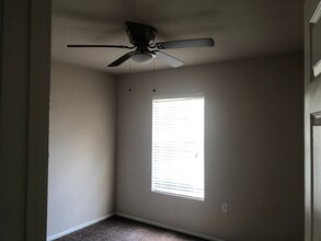8223 Cooks Point in San Antonio, TX - Building Photo - Building Photo