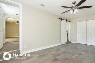 5224 Puritan Ave in Tampa, FL - Building Photo - Building Photo