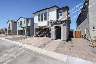 2484 W Rowel Rd in Phoenix, AZ - Building Photo - Building Photo