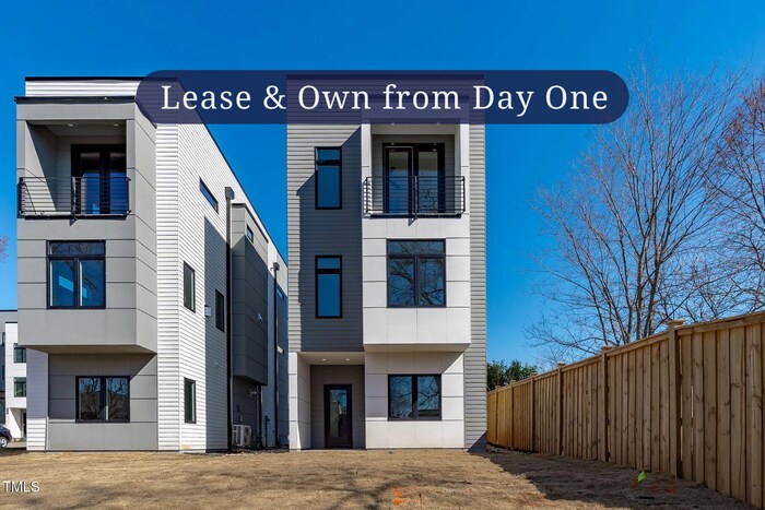 228 Woodsborough Pl in Raleigh, NC - Building Photo