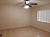 1328 SE 8th Ave, Unit 1328 SE 8th Ave #201 in Cape Coral, FL - Foto de edificio - Building Photo