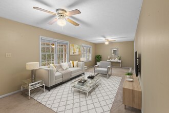 311 Hillcrest Ct in Opelika, AL - Building Photo - Building Photo