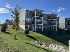 2506 Crosshill Dr in Crescent Springs, KY - Building Photo - Building Photo