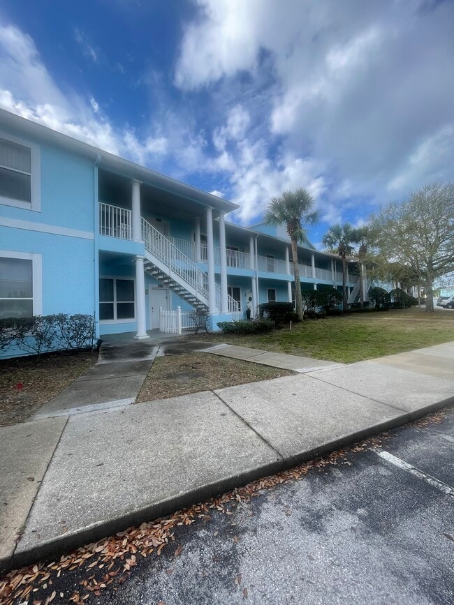 property at 3111 Sun Lake Ct