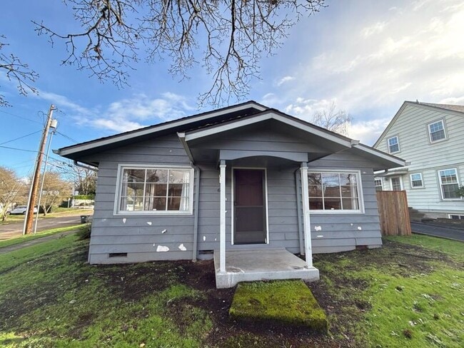 property at 610 Liberty St SE