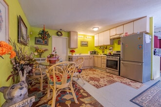 10038 Holtzel Rd in Coulterville, CA - Building Photo - Building Photo