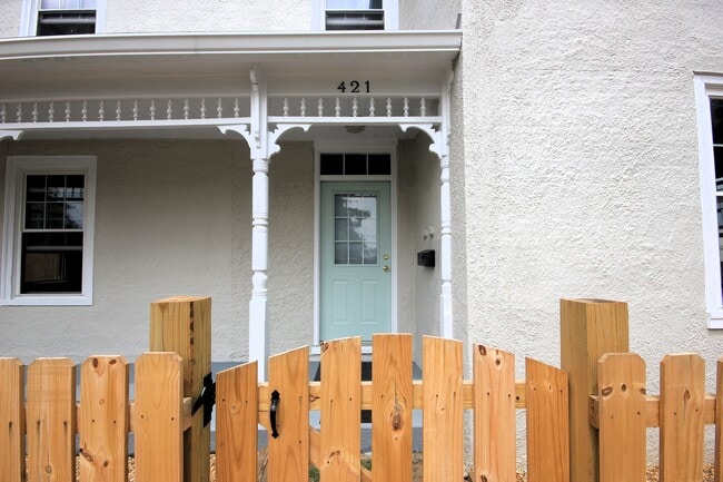 421 9th St NW in Charlottesville, VA - Building Photo - Building Photo