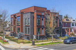 2900 12th St NE Apartments