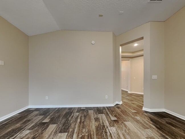 916 Bonaparte Landing Ct in Jacksonville, FL - Foto de edificio - Building Photo