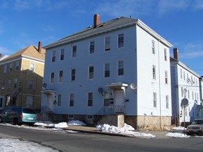 338-340 N Front St in New Bedford, MA - Foto de edificio - Building Photo