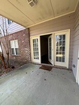 532 Lionshead Rd, Unit King Grant's Lionshead in Fayetteville, NC - Building Photo