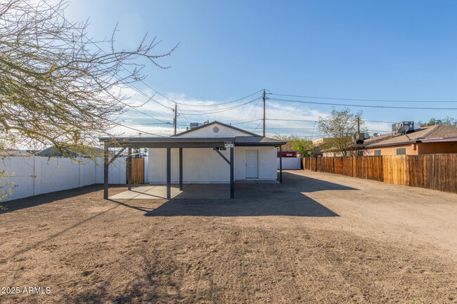 1801 W Tonto St in Phoenix, AZ - Foto de edificio - Building Photo