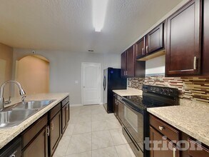 530 Squires Grove Dr in Winter Haven, FL - Building Photo - Building Photo