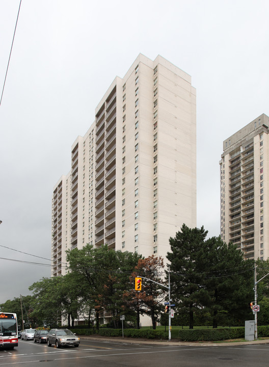 155 Marlee Ave in Toronto, ON - Building Photo