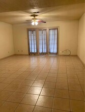 6955 Calder Ave in Beaumont, TX - Building Photo - Building Photo