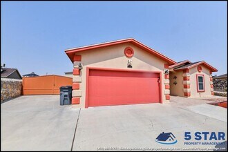 11898 Mesquite Miel Dr in El Paso, TX - Building Photo - Building Photo