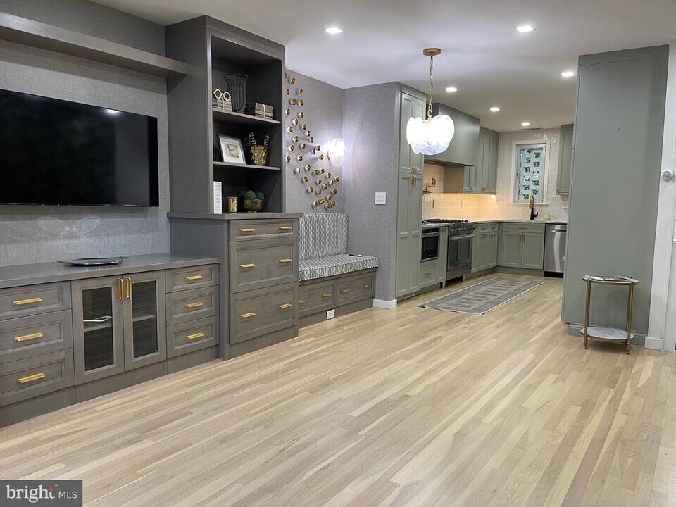 704 3rd St SW in Washington, DC - Building Photo