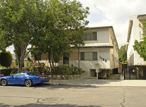 1133 N Ogden Dr in Los Angeles, CA - Building Photo - Building Photo