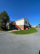 103 Weeping Willow Ln in Bridgewater, VA - Building Photo - Building Photo