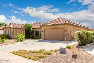 423 MEAD Dr in Chandler, AZ - Foto de edificio - Building Photo