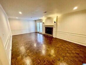 608 Mountain Laurel Ct in Birmingham, AL - Building Photo - Building Photo