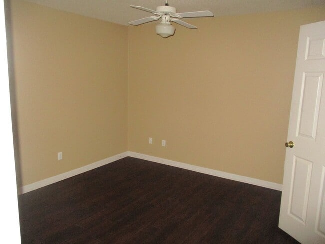 property at 2517 Cardinal St